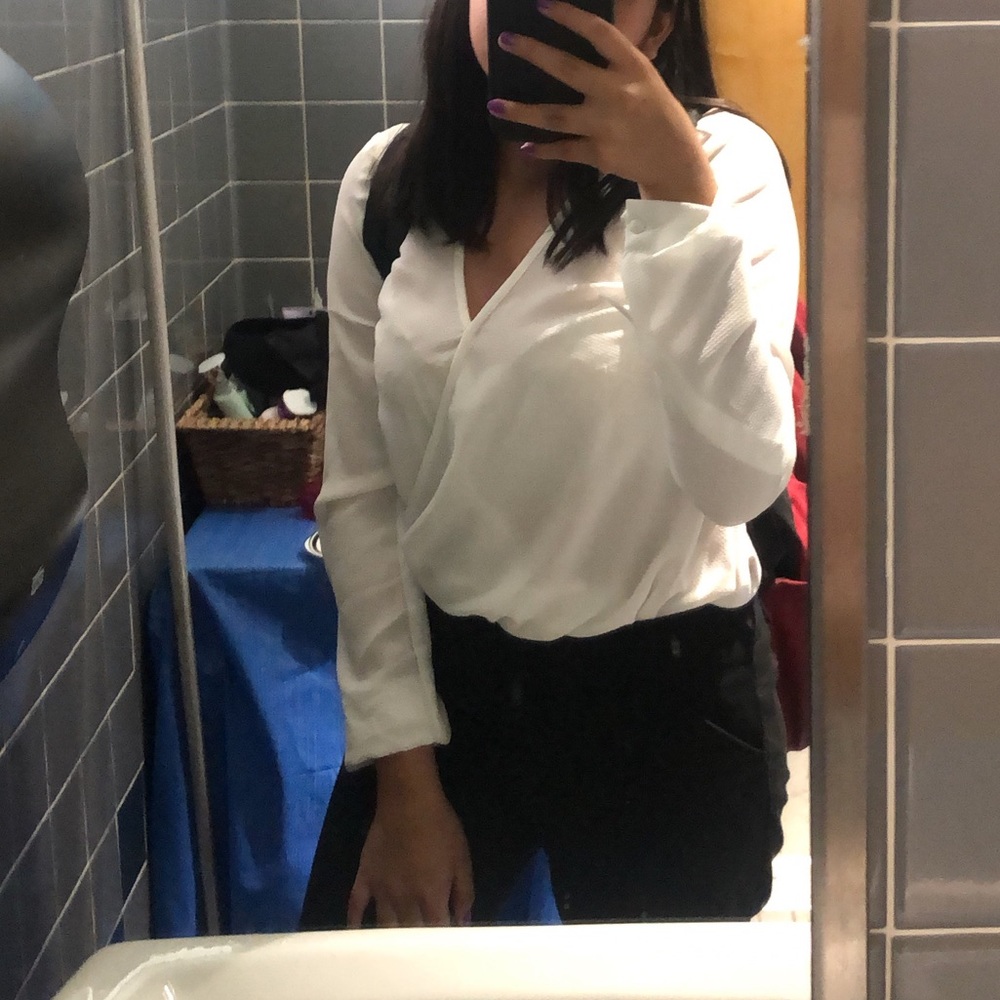 Perfect shirt for presentation/ work.